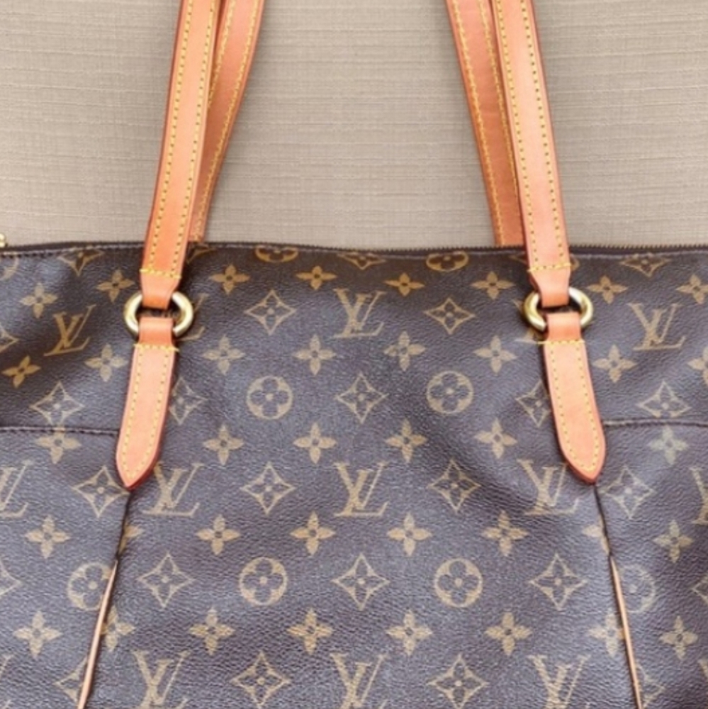 Louis Vuitton Totally MM